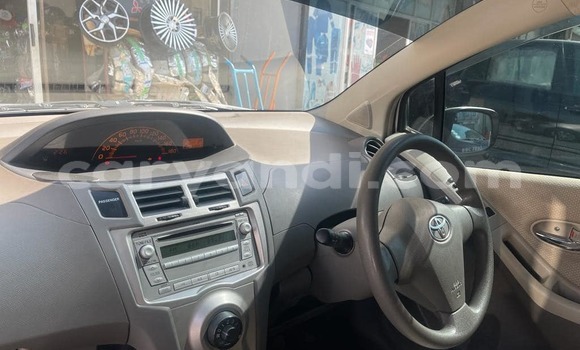 Nunua Ilio tumika Toyota Vitz Nyingine Gari ndani ya Lusaka nchini Zambia Nunua Ilio tumika Toyota Vitz Nyingine Gari ndani ya Lusaka nchini Zambia