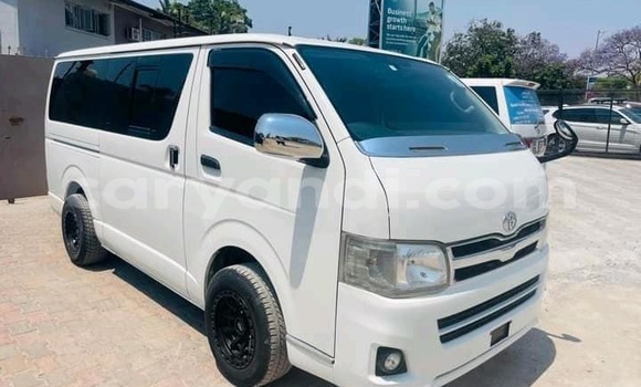 Buy Used Toyota Hiace White Car in Lusaka in Zambia