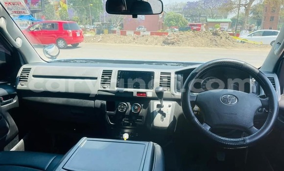 Acheter Occasion Voiture Toyota Hiace Blanc à Lusaka, Zambie Acheter Occasion Voiture Toyota Hiace Blanc à Lusaka, Zambie