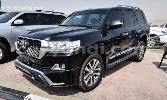Nunua Imported Toyota Land Cruiser Nyeusi Gari ndani ya Import - Dubai nchini Zambia Nunua Imported Toyota Land Cruiser Nyeusi Gari ndani ya Import - Dubai nchini Zambia