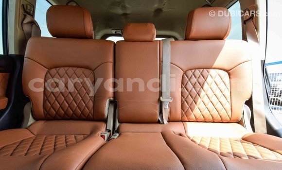 Nunua Imported Toyota Land Cruiser Nyeusi Gari ndani ya Import - Dubai nchini Zambia Nunua Imported Toyota Land Cruiser Nyeusi Gari ndani ya Import - Dubai nchini Zambia