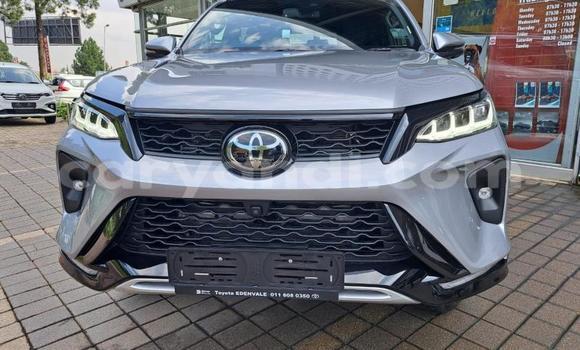 Buy Used Toyota Fortuner Silver Car in Livingstone in Zambia Buy Used Toyota Fortuner Silver Car in Livingstone in Zambia