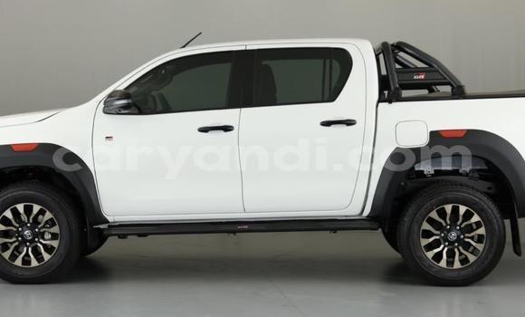 Buy Used Toyota Hilux White Car in Chingola in Zambia Buy Used Toyota Hilux White Car in Chingola in Zambia