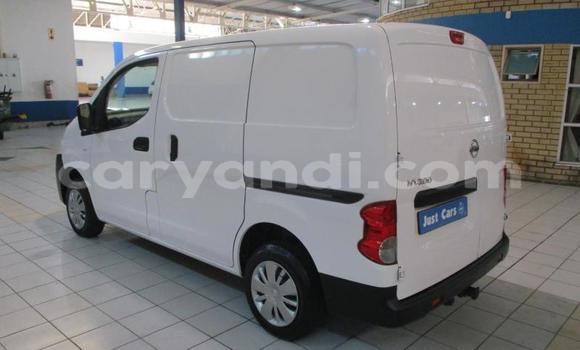 Nunua Ilio tumika Nissan NV200 Nyeupe Gari ndani ya Lusaka nchini Zambia Nunua Ilio tumika Nissan NV200 Nyeupe Gari ndani ya Lusaka nchini Zambia