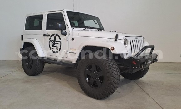 Acheter Occasion Voiture Jeep Wrangler Blanc à Lusaka, Zambie