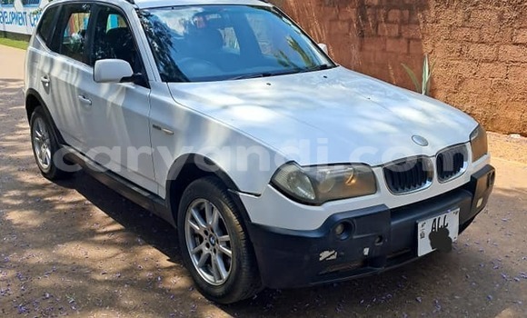Acheter Occasion Voiture BMW X3 Blanc à Lusaka, Zambie Acheter Occasion Voiture BMW X3 Blanc à Lusaka, Zambie