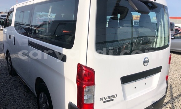 Nunua Ilio tumika Nissan Caravan Nyeupe Gari ndani ya Lusaka nchini Zambia Nunua Ilio tumika Nissan Caravan Nyeupe Gari ndani ya Lusaka nchini Zambia