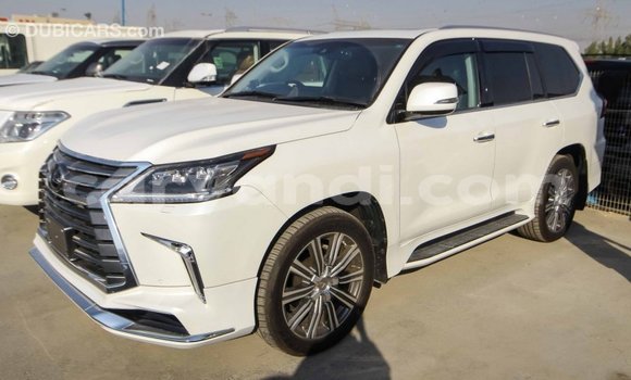 Nunua Imported Lexus LX Nyeupe Gari ndani ya Import - Dubai nchini Zambia Nunua Imported Lexus LX Nyeupe Gari ndani ya Import - Dubai nchini Zambia
