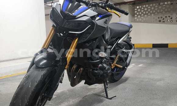 Acheter Occasion Moto Yamaha MT Bleu à Lusaka, Zambie