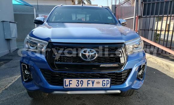 Buy Used Toyota Hilux Blue Car in Chilanga in Lusaka Buy Used Toyota Hilux Blue Car in Chilanga in Lusaka