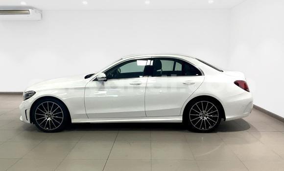 Acheter Occasion Voiture Mercedes-Benz C-Classe Blanc à Lusaka, Zambie Acheter Occasion Voiture Mercedes-Benz C-Classe Blanc à Lusaka, Zambie