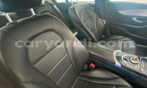 Acheter Occasion Voiture Mercedes-Benz C-Classe Blanc à Lusaka, Zambie Acheter Occasion Voiture Mercedes-Benz C-Classe Blanc à Lusaka, Zambie