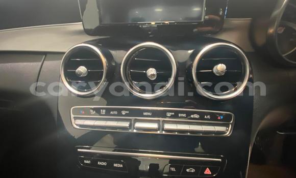 Acheter Occasion Voiture Mercedes-Benz C-Classe Blanc à Lusaka, Zambie Acheter Occasion Voiture Mercedes-Benz C-Classe Blanc à Lusaka, Zambie