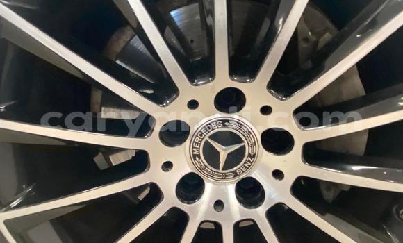 Acheter Occasion Voiture Mercedes-Benz C-Classe Blanc à Lusaka, Zambie Acheter Occasion Voiture Mercedes-Benz C-Classe Blanc à Lusaka, Zambie