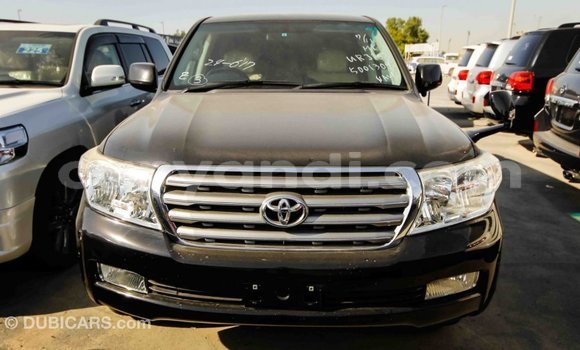 Tenga Imported Toyota Land Cruiser Nhema Mota in Import - Dubai in Zambia Tenga Imported Toyota Land Cruiser Nhema Mota in Import - Dubai in Zambia