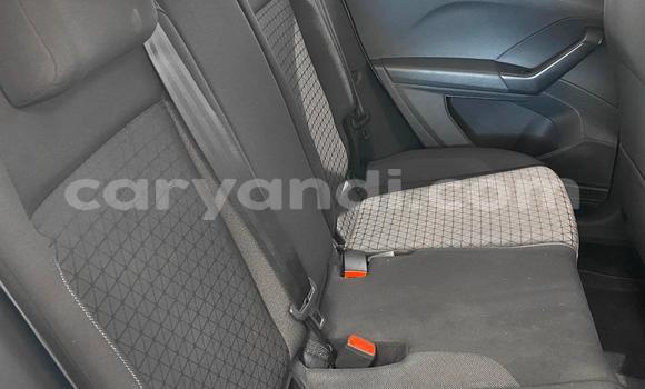 Acheter Occasion Voiture Volkswagen T-Roc Blanc à Lusaka, Zambie Acheter Occasion Voiture Volkswagen T-Roc Blanc à Lusaka, Zambie