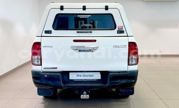 Buy Used Toyota Hilux White Car in Lusaka in Zambia Buy Used Toyota Hilux White Car in Lusaka in Zambia