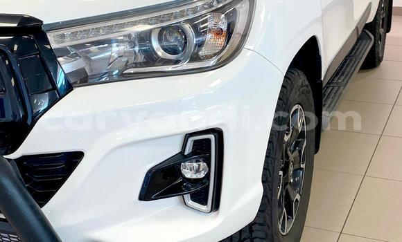 Buy Used Toyota Hilux White Car in Lusaka in Zambia Buy Used Toyota Hilux White Car in Lusaka in Zambia
