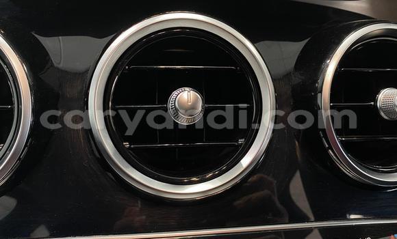 Tenga Tsaru Mercedes-Benz C-Classe Sirivha Mota in Lusaka in Zambia Tenga Tsaru Mercedes-Benz C-Classe Sirivha Mota in Lusaka in Zambia