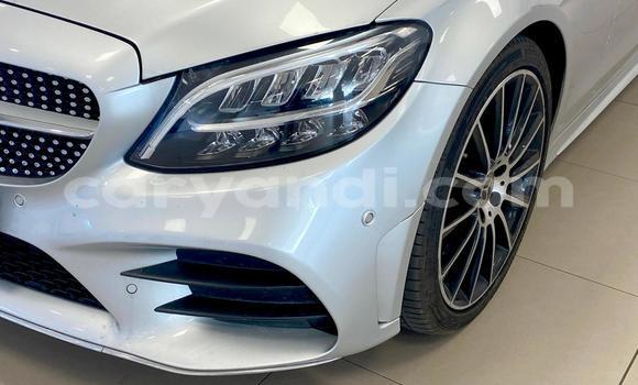 Tenga Tsaru Mercedes-Benz C-Classe Sirivha Mota in Lusaka in Zambia Tenga Tsaru Mercedes-Benz C-Classe Sirivha Mota in Lusaka in Zambia