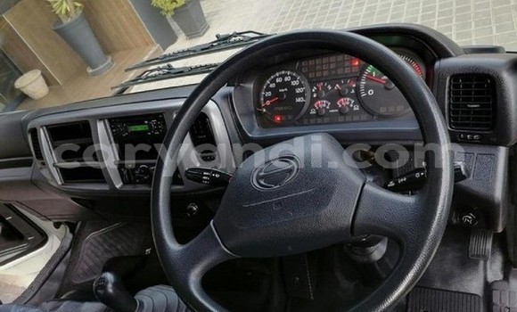 Buy Used Hino 300 Series White Truck in Lusaka in Zambia Buy Used Hino 300 Series White Truck in Lusaka in Zambia