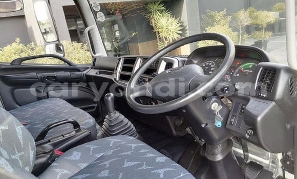 Buy Used Hino 300 Series White Truck in Lusaka in Zambia Buy Used Hino 300 Series White Truck in Lusaka in Zambia
