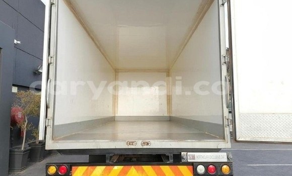 Buy Used Hino 300 Series White Truck in Lusaka in Zambia Buy Used Hino 300 Series White Truck in Lusaka in Zambia