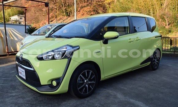 Tenga Tsaru Toyota Sienta Girinhi Mota in Livingstone in Zambia