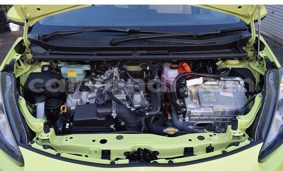 Nunua Ilio tumika Toyota Sienta Kijani Gari ndani ya Livingstone nchini Zambia Nunua Ilio tumika Toyota Sienta Kijani Gari ndani ya Livingstone nchini Zambia