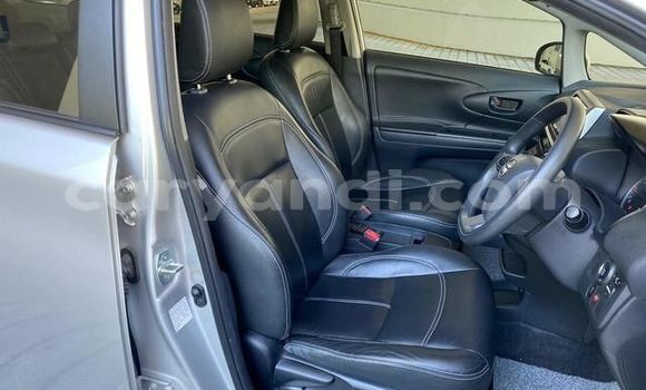 Acheter Occasion Voiture Toyota Wish Gris à Livingstone, Zambie Acheter Occasion Voiture Toyota Wish Gris à Livingstone, Zambie