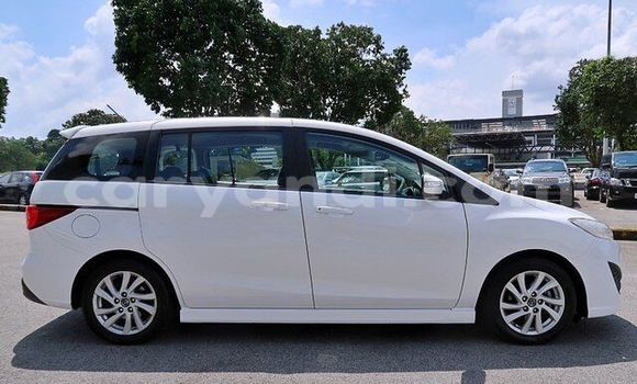 Tenga Tsaru Mazda Mazda 5 Chena Mota in Livingstone in Zambia Tenga Tsaru Mazda Mazda 5 Chena Mota in Livingstone in Zambia