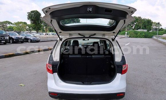 Tenga Tsaru Mazda Mazda 5 Chena Mota in Livingstone in Zambia Tenga Tsaru Mazda Mazda 5 Chena Mota in Livingstone in Zambia