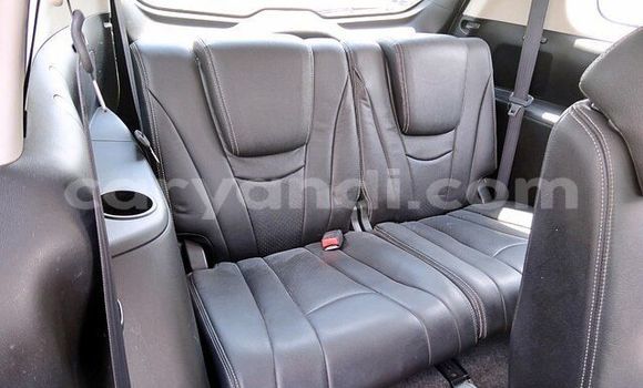 Tenga Tsaru Mazda Mazda 5 Chena Mota in Livingstone in Zambia Tenga Tsaru Mazda Mazda 5 Chena Mota in Livingstone in Zambia