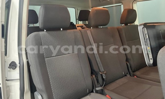 Buy Used Volkswagen Caravelle White Car in Lusaka in Zambia Buy Used Volkswagen Caravelle White Car in Lusaka in Zambia