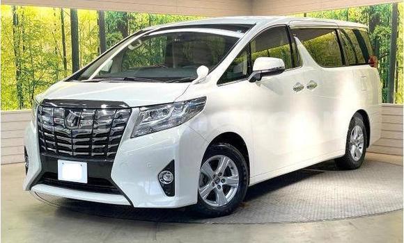 Nunua Ilio tumika Toyota Alphard Nyeupe Gari ndani ya Lusaka nchini Zambia