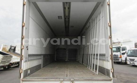 Buy Used Isuzu FTR 850 White Truck in Lusaka in Zambia Buy Used Isuzu FTR 850 White Truck in Lusaka in Zambia