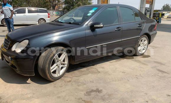 Acheter Occasion Voiture Mercedes-Benz C-Classe Noir à Import - Dubai, Zambie Acheter Occasion Voiture Mercedes-Benz C-Classe Noir à Import - Dubai, Zambie