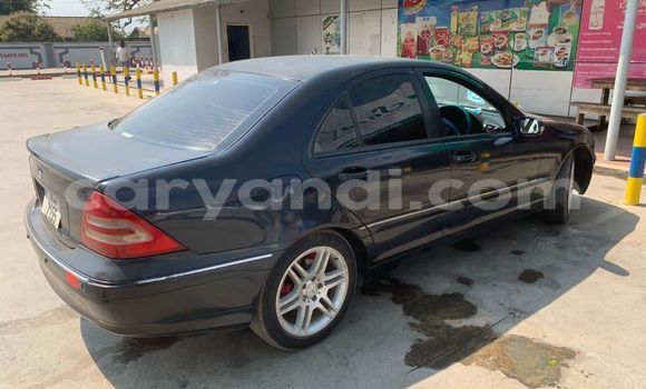 Acheter Occasion Voiture Mercedes-Benz C-Classe Noir à Import - Dubai, Zambie Acheter Occasion Voiture Mercedes-Benz C-Classe Noir à Import - Dubai, Zambie