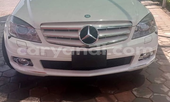 Buy Used Mercedes-Benz C-Classe White Car in Lusaka in Zambia Buy Used Mercedes-Benz C-Classe White Car in Lusaka in Zambia