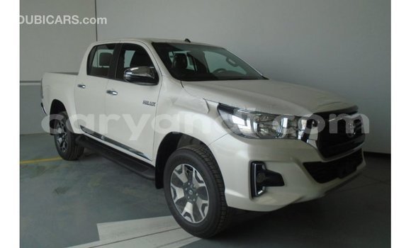 Buy Import Toyota Hilux White Car in Import - Dubai in Zambia Buy Import Toyota Hilux White Car in Import - Dubai in Zambia