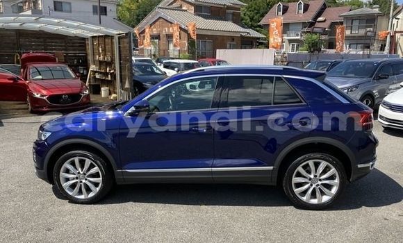 Buy Used Volkswagen T-Roc Blue Car in Lusaka in Zambia Buy Used Volkswagen T-Roc Blue Car in Lusaka in Zambia
