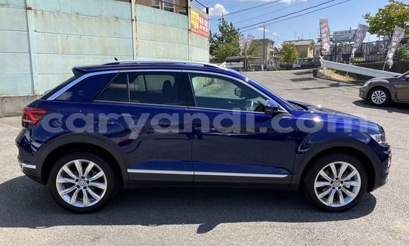 Buy Used Volkswagen T-Roc Blue Car in Lusaka in Zambia Buy Used Volkswagen T-Roc Blue Car in Lusaka in Zambia