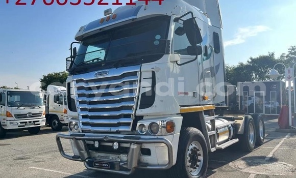 Buy Used Scania R420 White Truck in Lusaka in Zambia