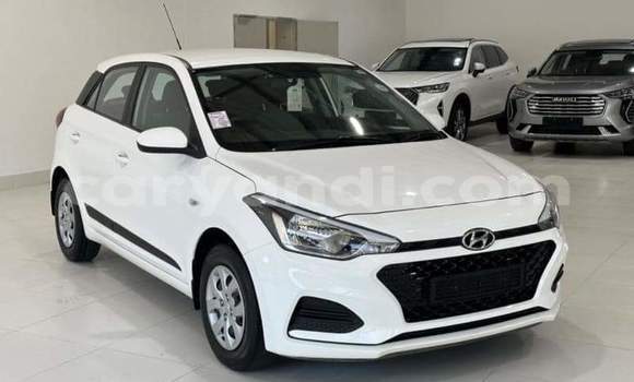 Nunua Ilio tumika Hyundai i20 Nyeupe Gari ndani ya Lusaka nchini Zambia Nunua Ilio tumika Hyundai i20 Nyeupe Gari ndani ya Lusaka nchini Zambia
