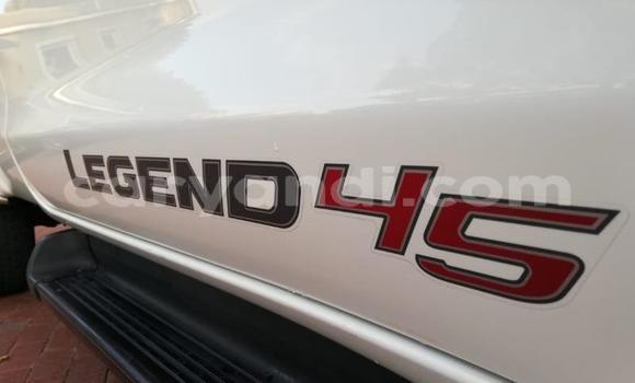 Nunua Ilio tumika Toyota Hilux Nyeupe Gari ndani ya Lusaka nchini Zambia Nunua Ilio tumika Toyota Hilux Nyeupe Gari ndani ya Lusaka nchini Zambia