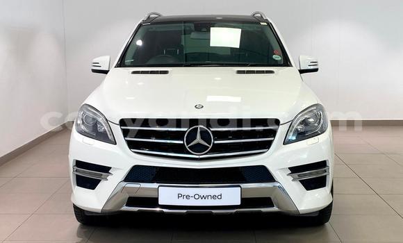 Acheter Occasion Voiture Mercedes‒Benz ML–Class Blanc à Lusaka, Zambie Acheter Occasion Voiture Mercedes‒Benz ML–Class Blanc à Lusaka, Zambie