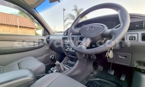 Nunua Ilio tumika Mazda B–series Nyeupe Gari ndani ya Lusaka nchini Zambia Nunua Ilio tumika Mazda B–series Nyeupe Gari ndani ya Lusaka nchini Zambia