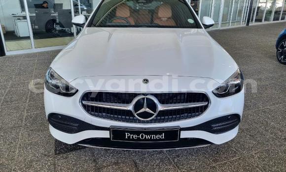 Buy Used Mercedes‒Benz C–Class White Car in Lusaka in Zambia Buy Used Mercedes‒Benz C–Class White Car in Lusaka in Zambia