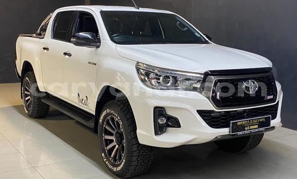 Buy Used Toyota Hilux White Car in Lusaka in Zambia Buy Used Toyota Hilux White Car in Lusaka in Zambia