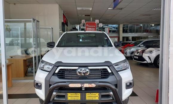 Acheter Occasion Voiture Toyota Hilux Blanc à Lusaka, Zambie Acheter Occasion Voiture Toyota Hilux Blanc à Lusaka, Zambie